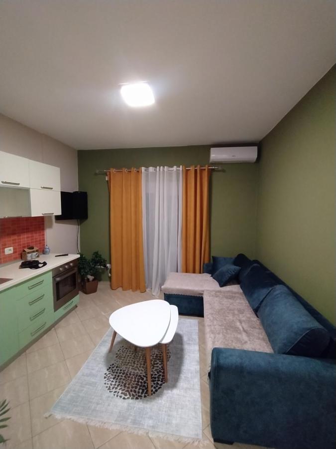 Lungomare Beach Apartments Vlora Kültér fotó