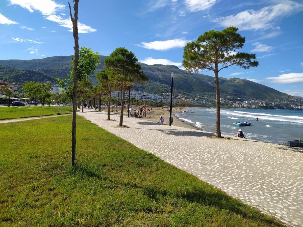 Lungomare Beach Apartments Vlora Kültér fotó